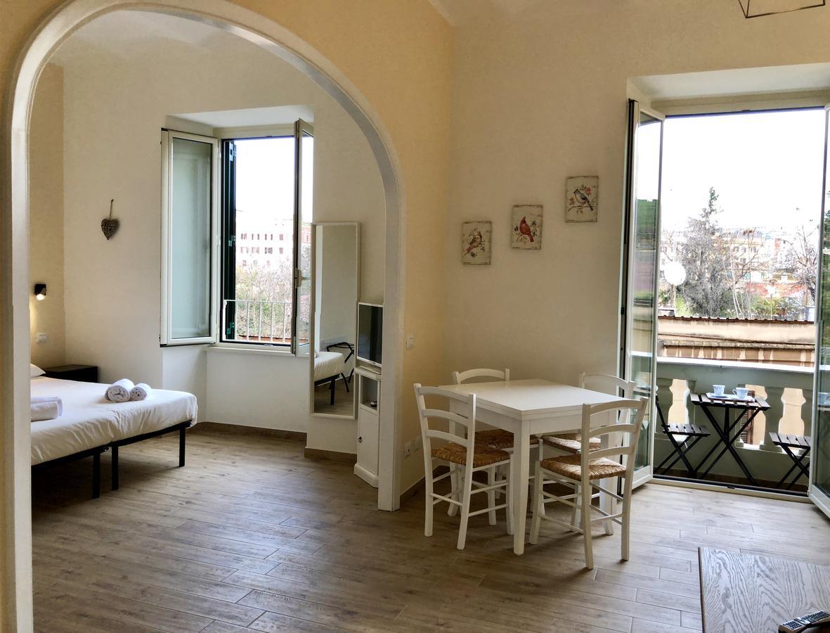 Colosseo Friendly Suite & Rooms Roma Exterior foto